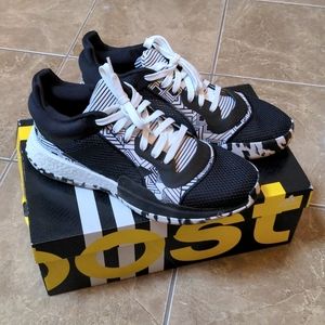 Adidas Marquee Boost Low Men's Basketball Sneaker Graffiti